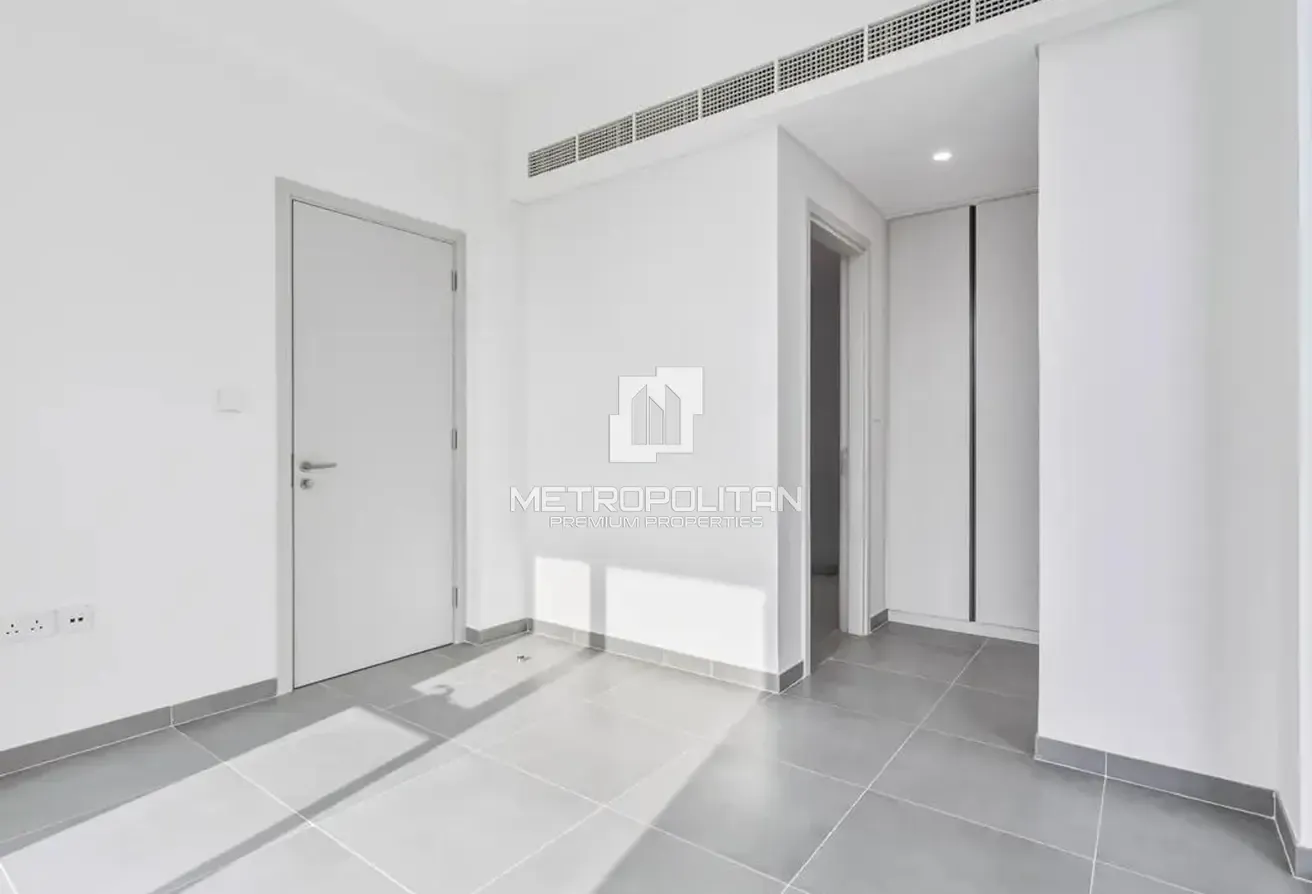 Single Row| Brand New| Corner| 5BR | Semi Detached