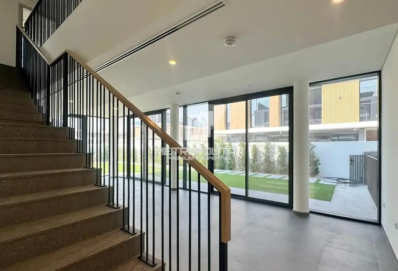 Single Row| Brand New| Corner| 5BR | Semi Detached