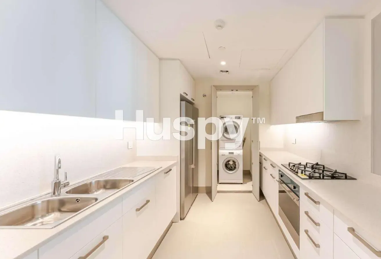 Fully Furnished | Fountain Views | Vacant