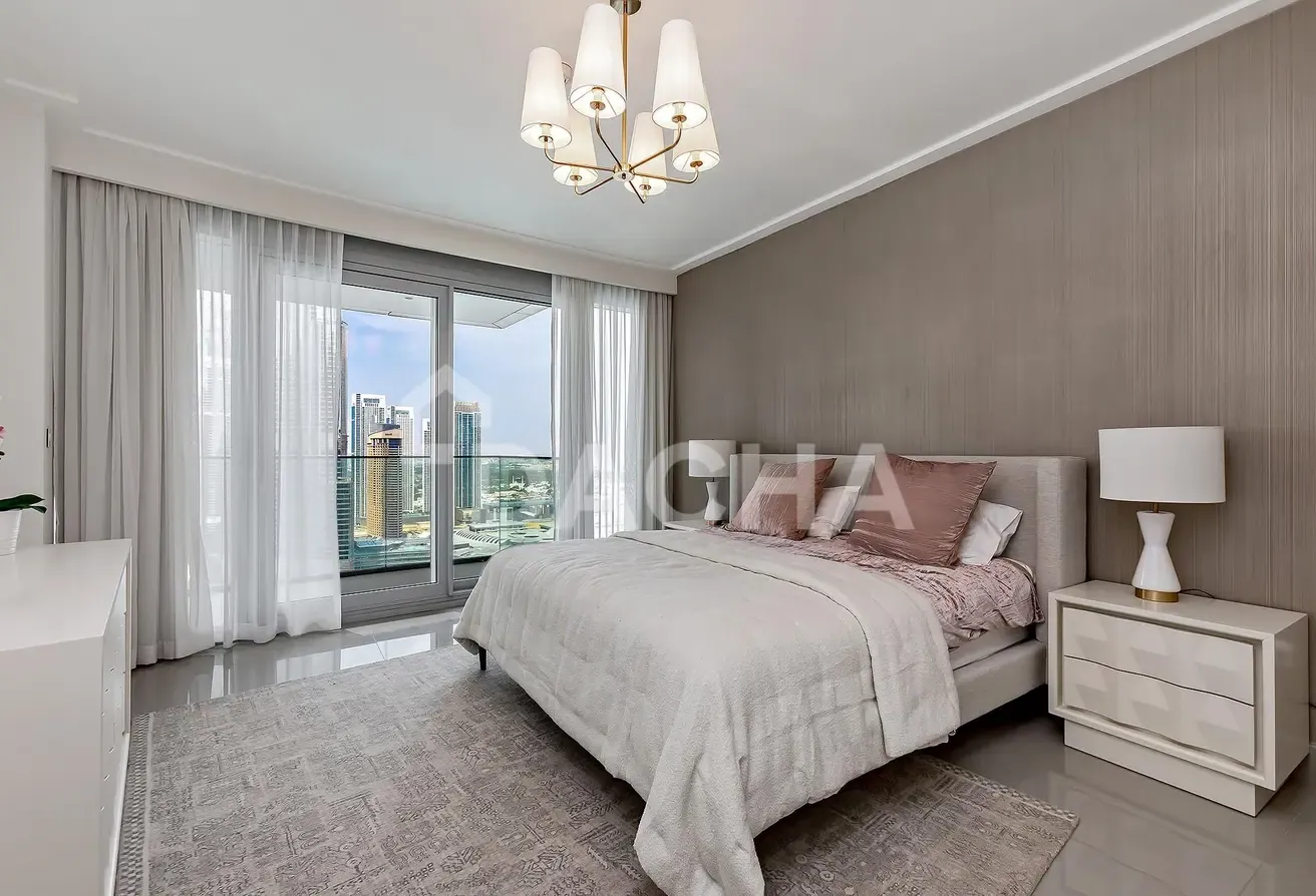 BURJ KHALIFA VIEW | HIGH FLOOR | PREMIUM FINISHES