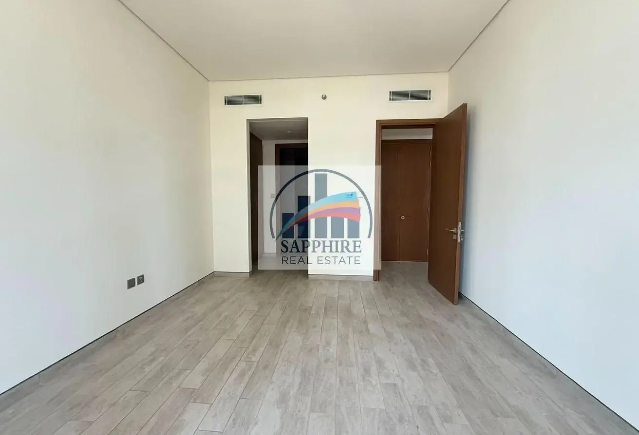 Unfurnished1BR Apartment in Atria RA Business Bay