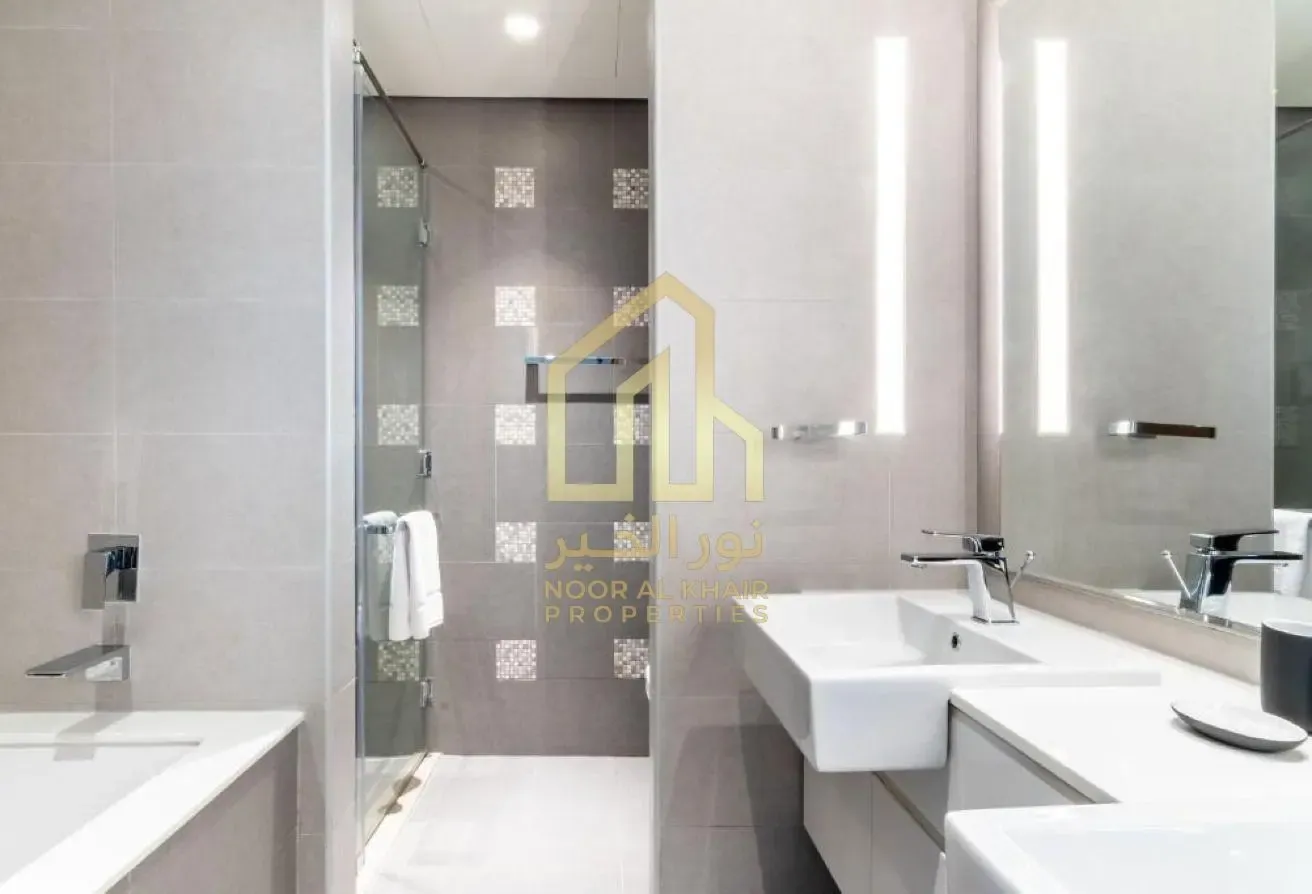 Luxury Unit - Premium Building