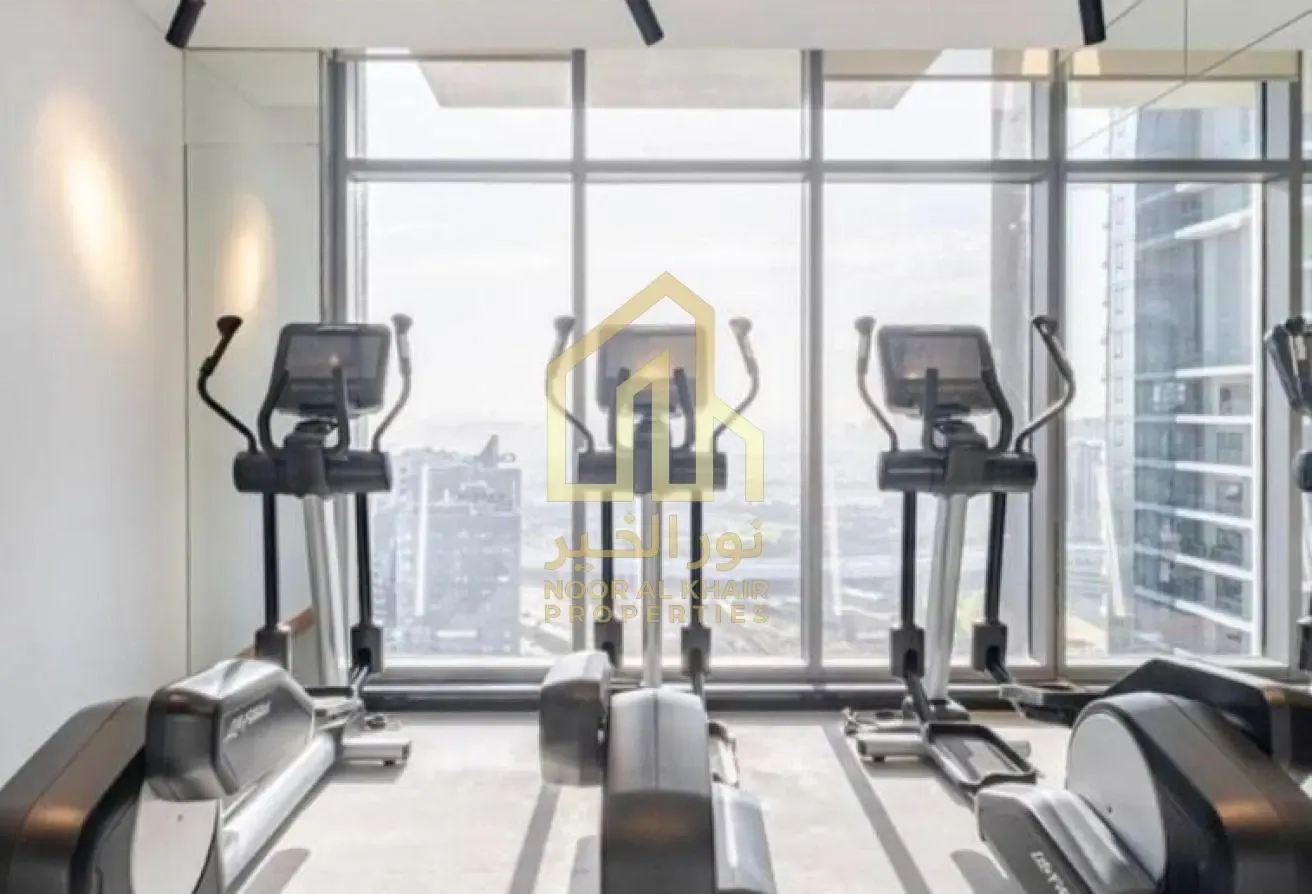 Luxury Unit - Premium Building