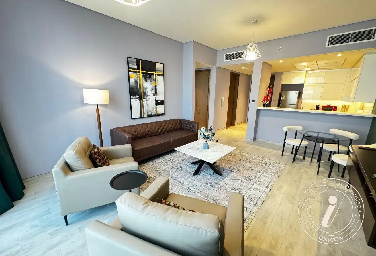 Luxury Furnished 1 BR | Pool and Gym | w/ Balcony