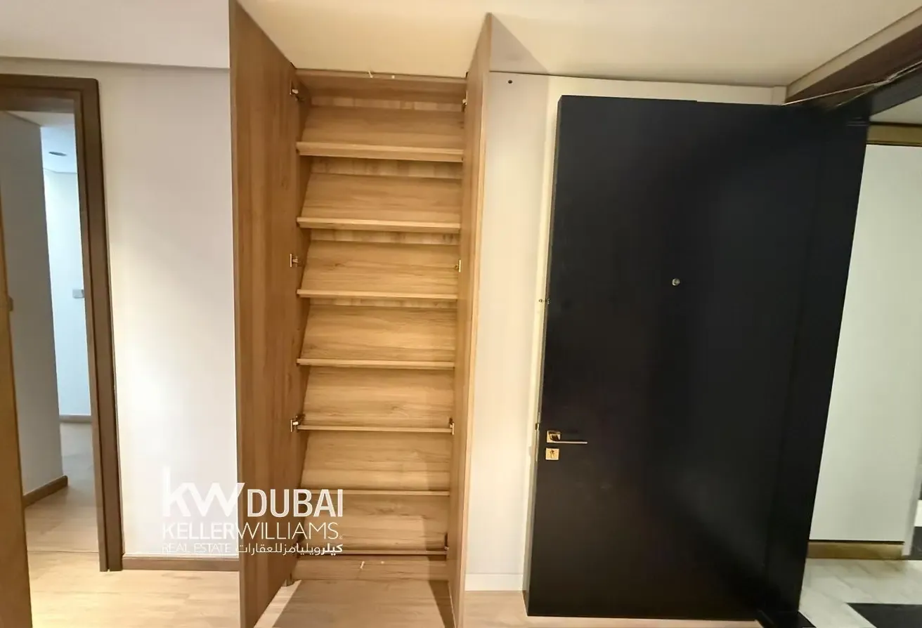 BRIGHT LAYOUT | UNFURNISHED | MULTIPLE CHEQUES