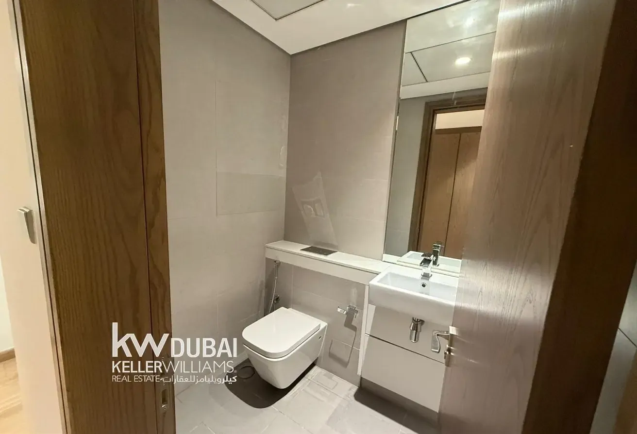 BRIGHT LAYOUT | UNFURNISHED | MULTIPLE CHEQUES