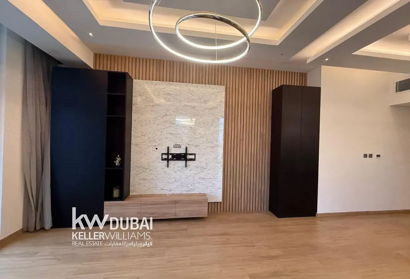BRIGHT LAYOUT | UNFURNISHED | MULTIPLE CHEQUES