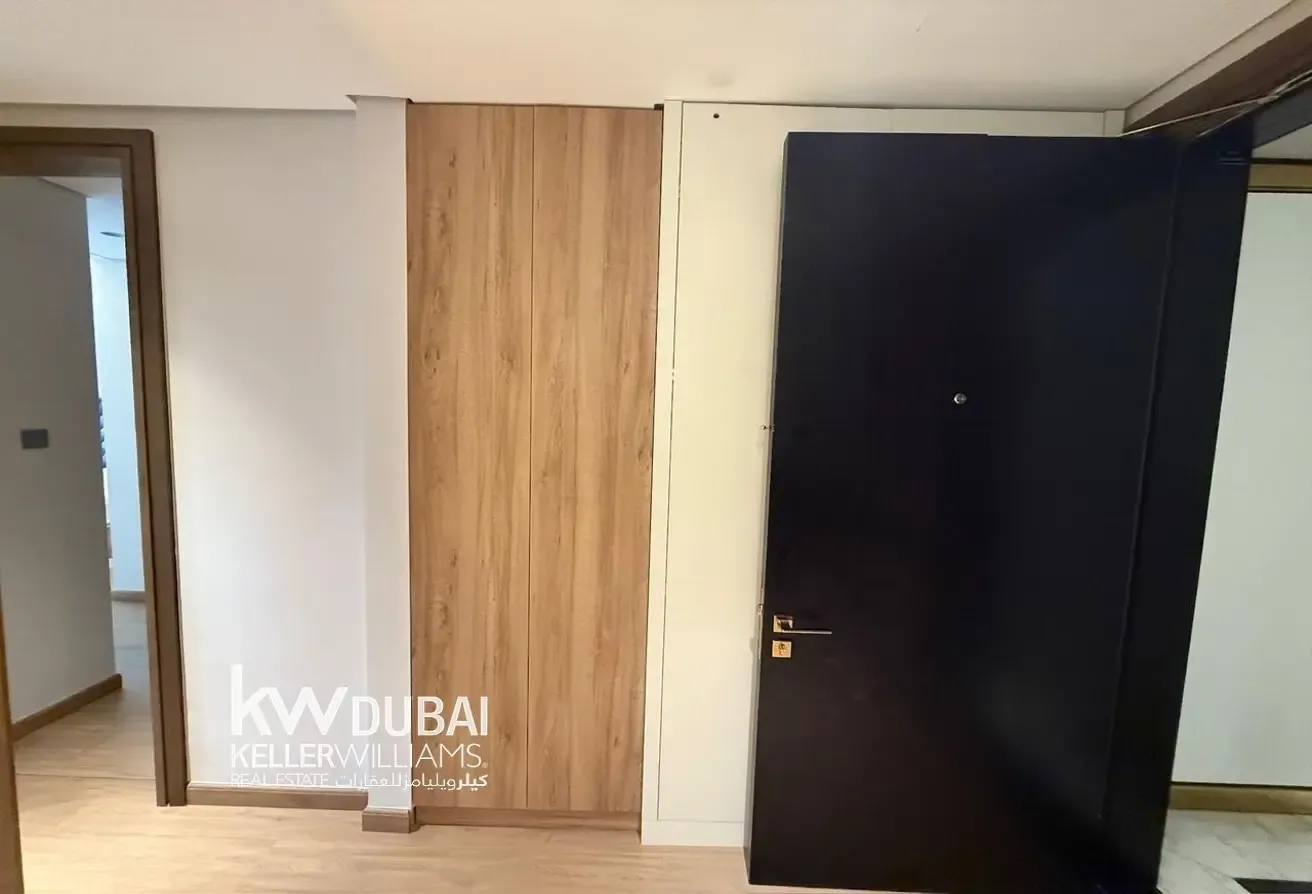 BRIGHT LAYOUT | UNFURNISHED | MULTIPLE CHEQUES