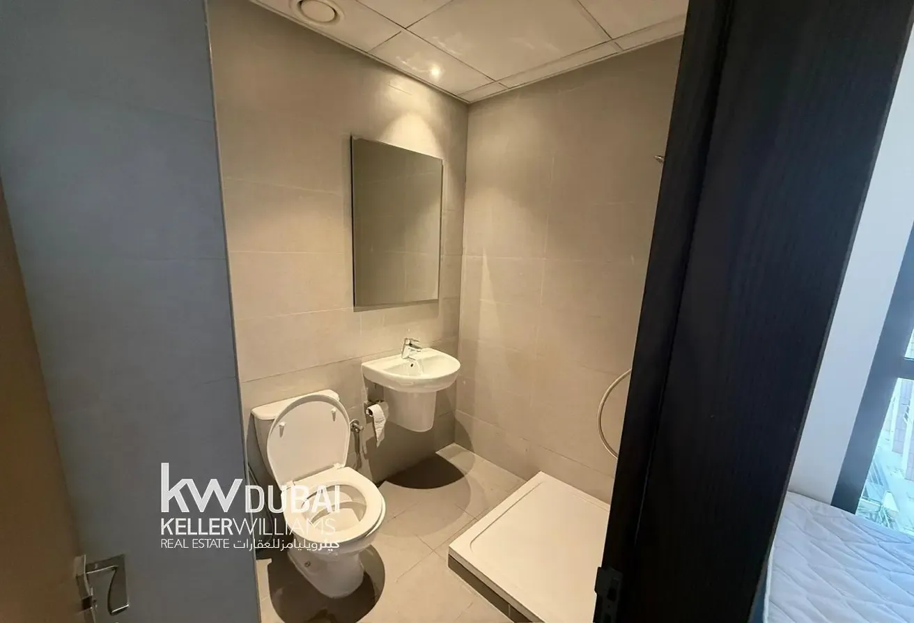 BRIGHT LAYOUT | UNFURNISHED | MULTIPLE CHEQUES