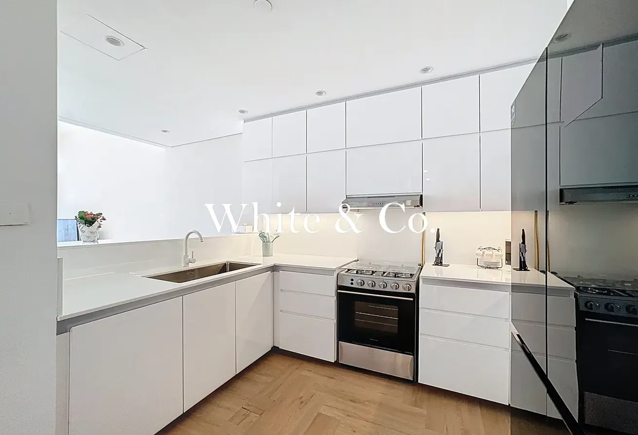 Modern | Spacious | Fully Furnished 1 Bed