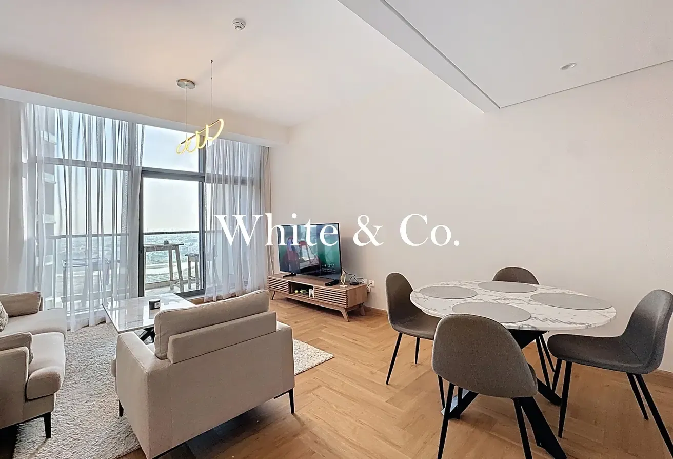 Modern | Spacious | Fully Furnished 1 Bed