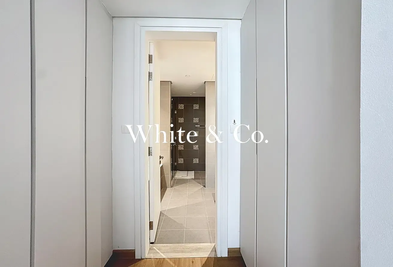 Modern | Spacious | Fully Furnished 1 Bed