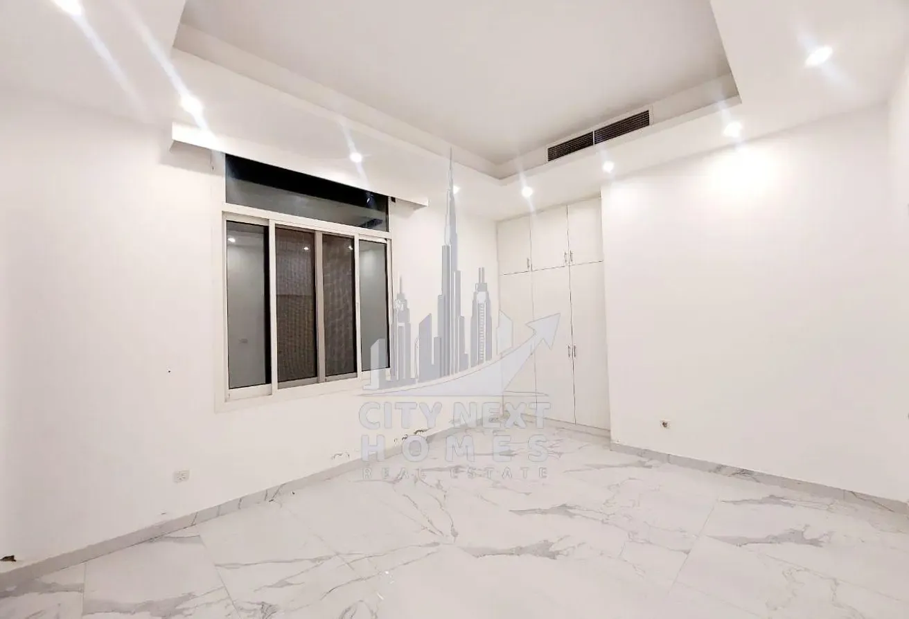 MODERN STYLE 4BR VILLA FOR RENT IN KHAWANEEJ 2