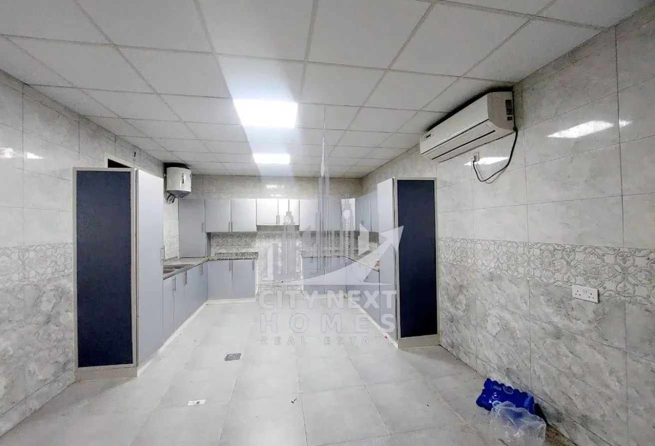 MODERN STYLE 4BR VILLA FOR RENT IN KHAWANEEJ 2
