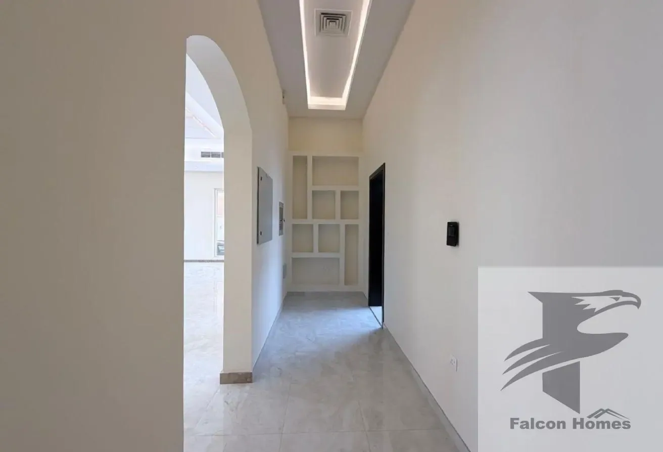 Spacious 4BR Villa with Garden Area | Single Floor