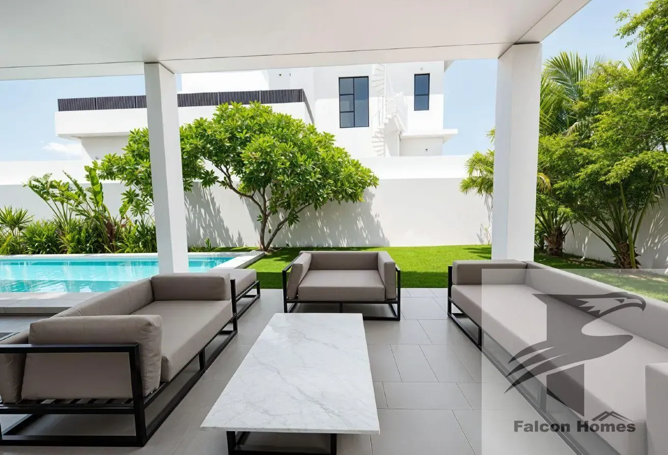 Modern Style 4BR Villa with Pool and Garden