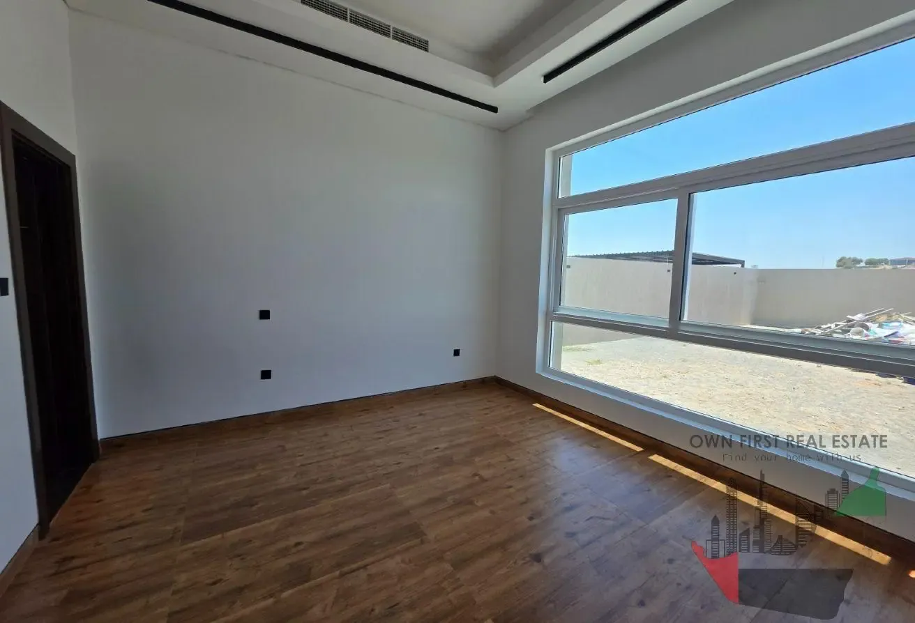 BRAND-NEW 4BR MASTER VILLA|MODERN FINISH|LARGEPLOT