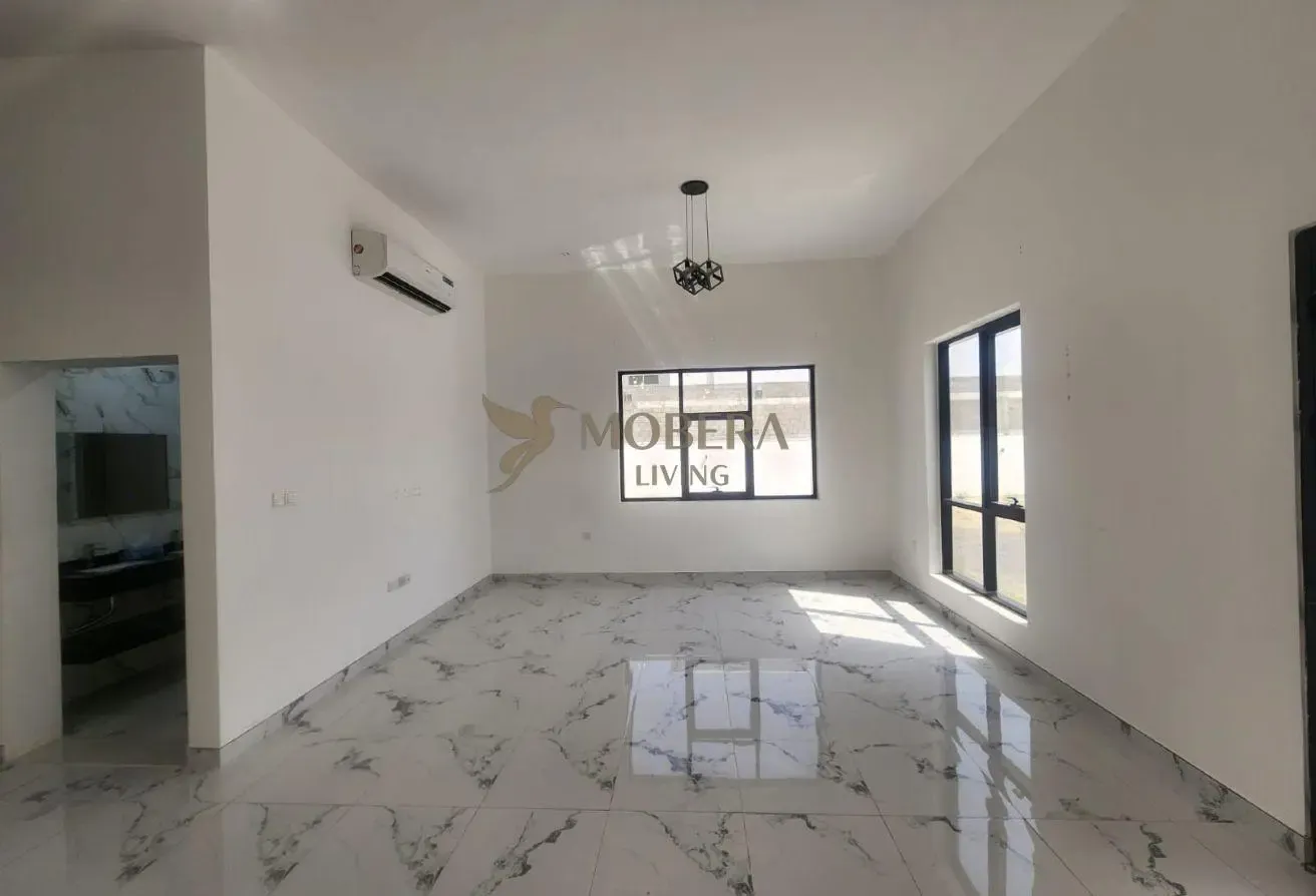 4BR VILLA | FAMILY FRIENDLY | Al KHAWANEEJ