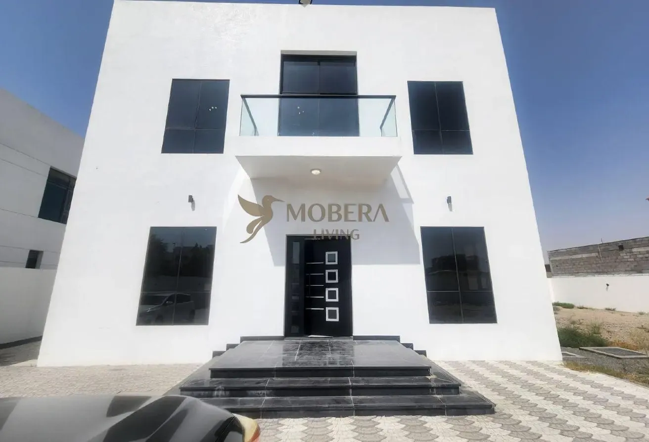 4BR VILLA | FAMILY FRIENDLY | Al KHAWANEEJ