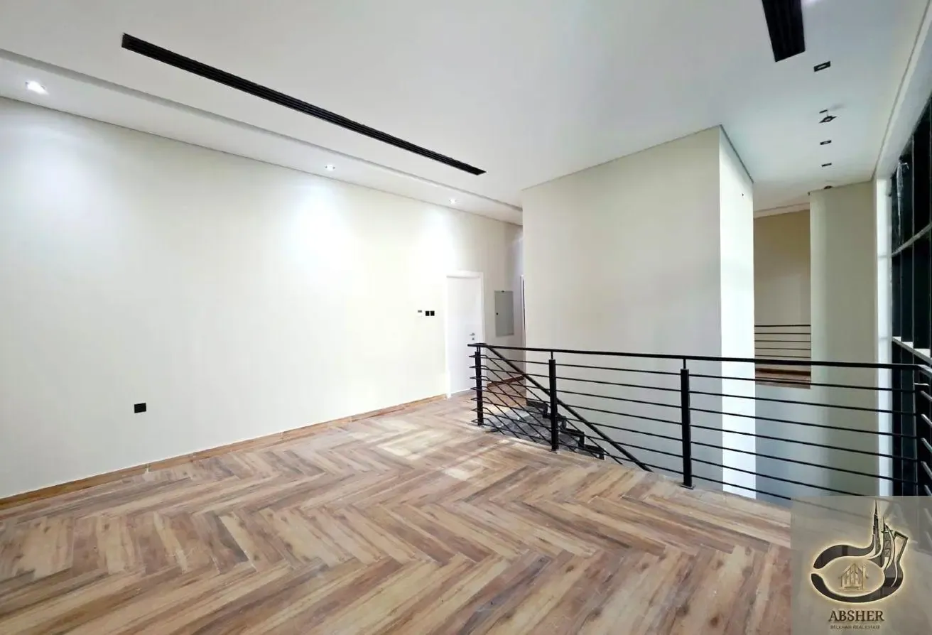 Spacious 4 BR Villa in Al Khawaneej 2 Brand New