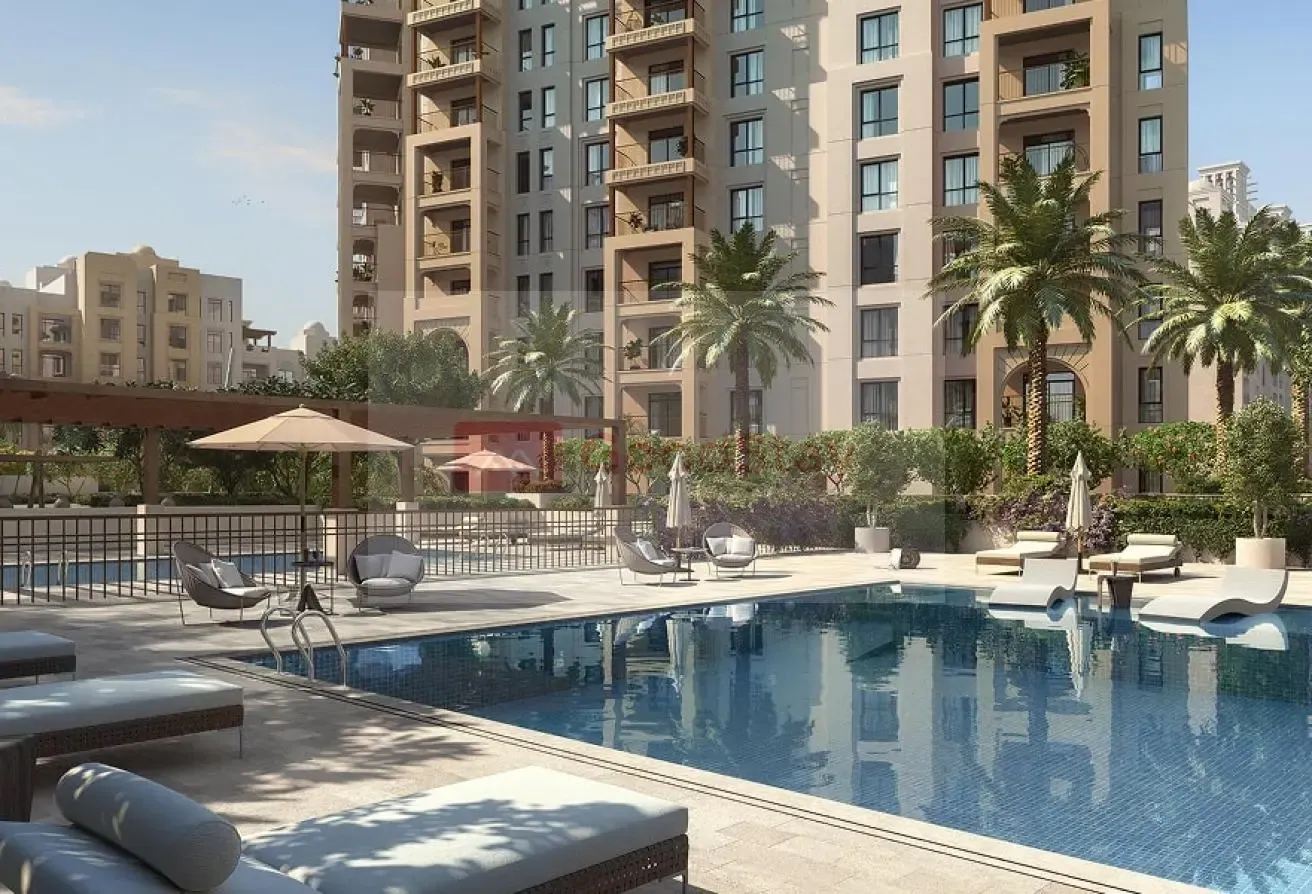 Stylish Fully-Equipped 2BDR, Gym & Pool Access