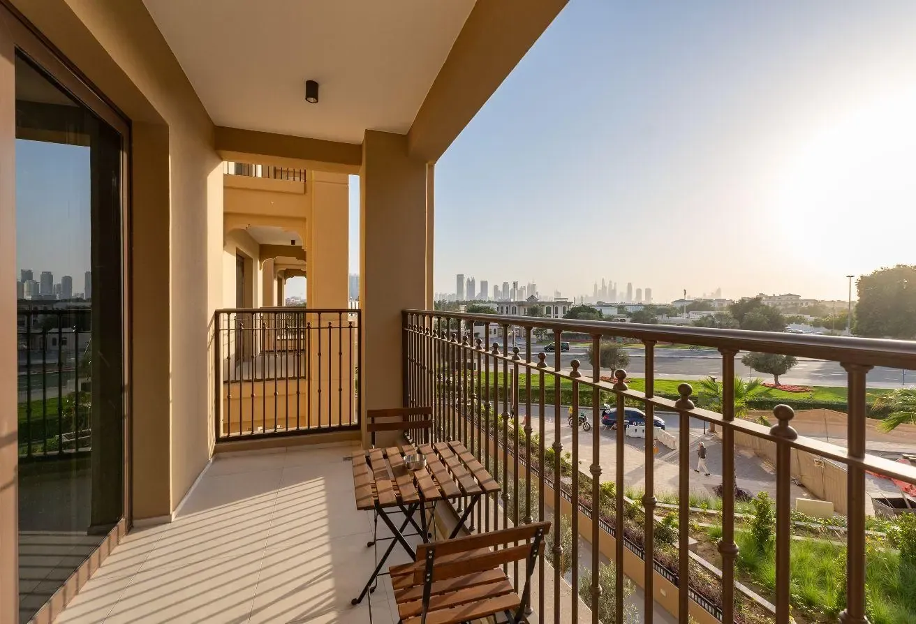 Chic MJL Retreat | Steps to Souk Madinat and Burj