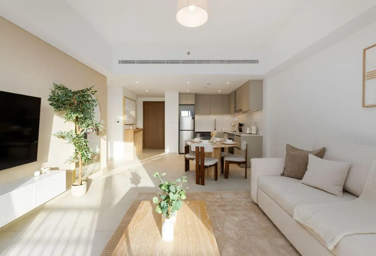 Chic MJL Retreat | Steps to Souk Madinat and Burj