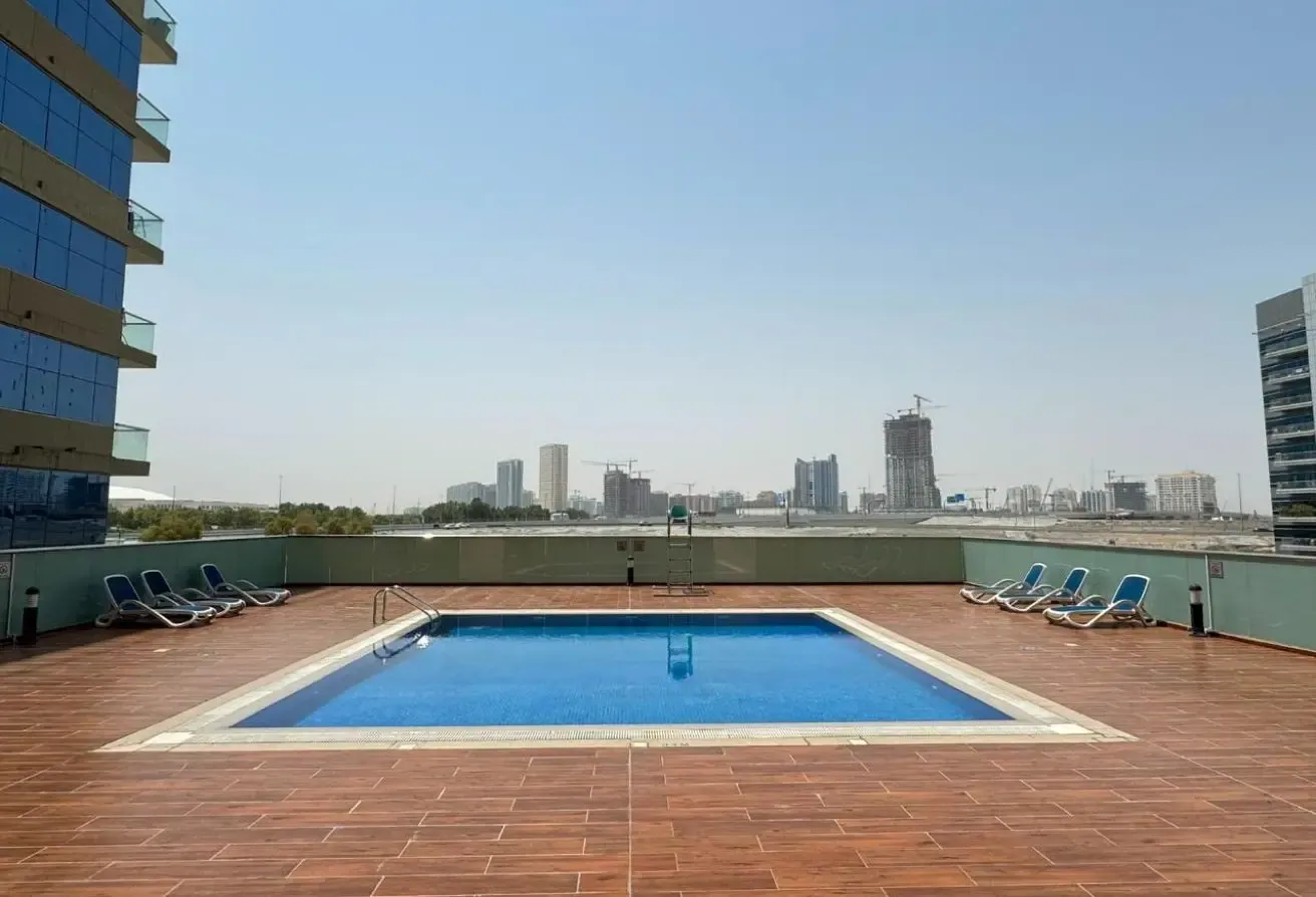 Bright Studio Apartment | Open Kitchen | Flexible