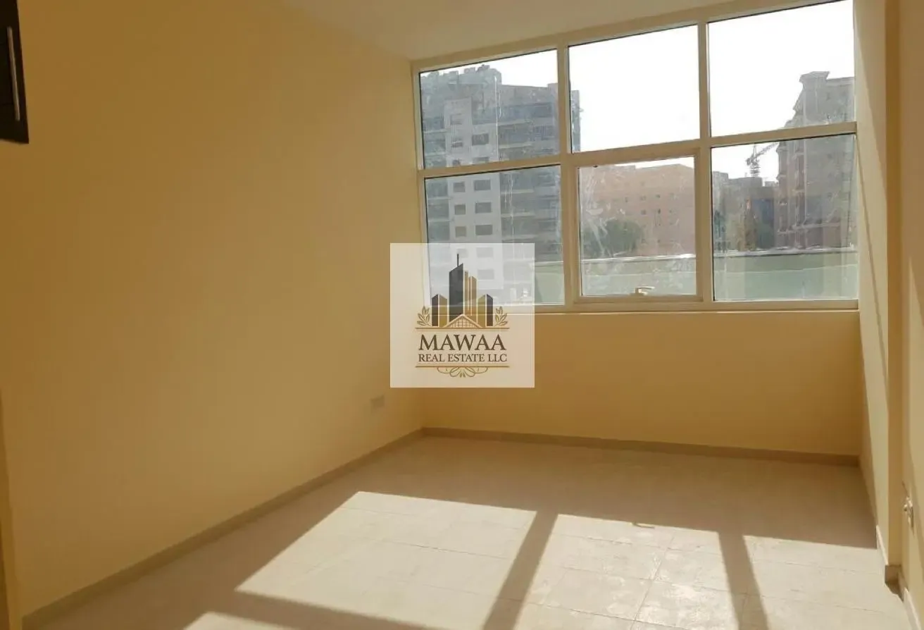 Studio Apartment | Open View | Silicon Gates 4