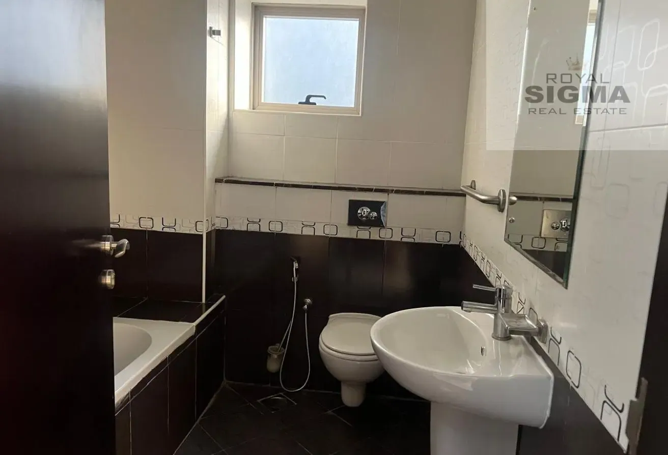 MODREN 1BR/ 2BATH/ BALCONY/ BRIGHT LAYOUT