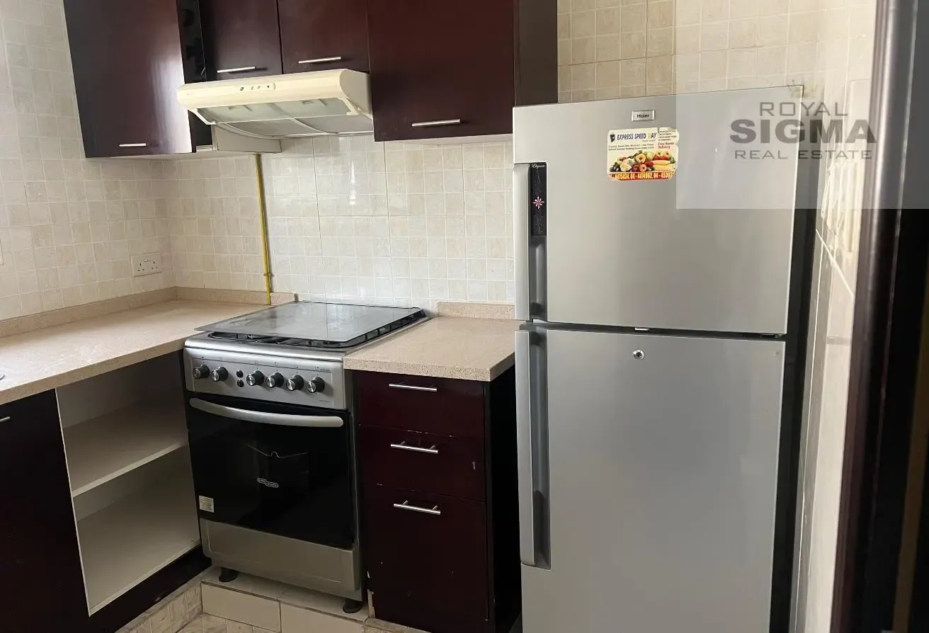SPACIOUS 2BR/ 3BATH/ BALCONY / HUGE SIZE