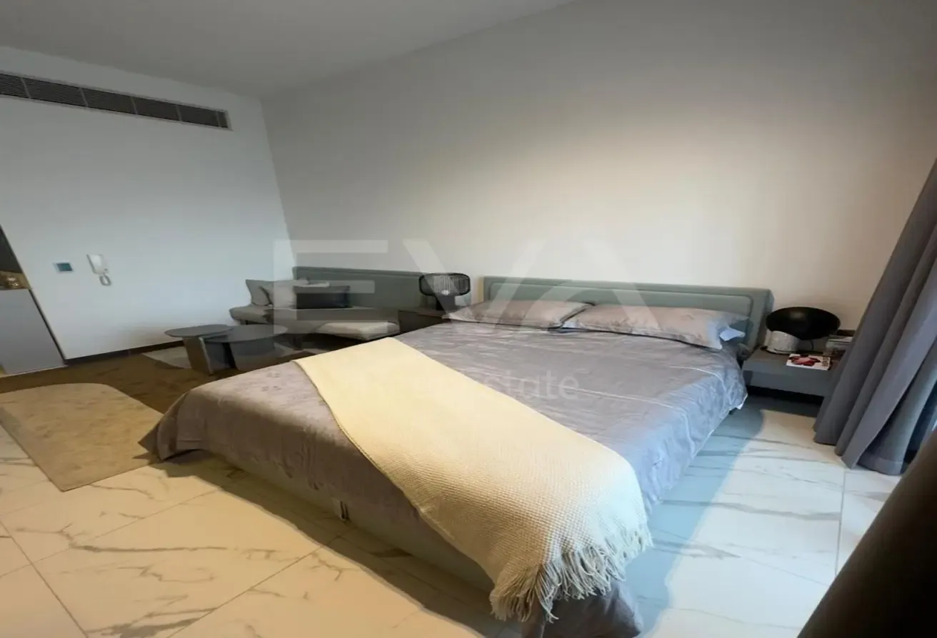 FULLY FURNISHED | COMMUNITY VIEW | VACANT