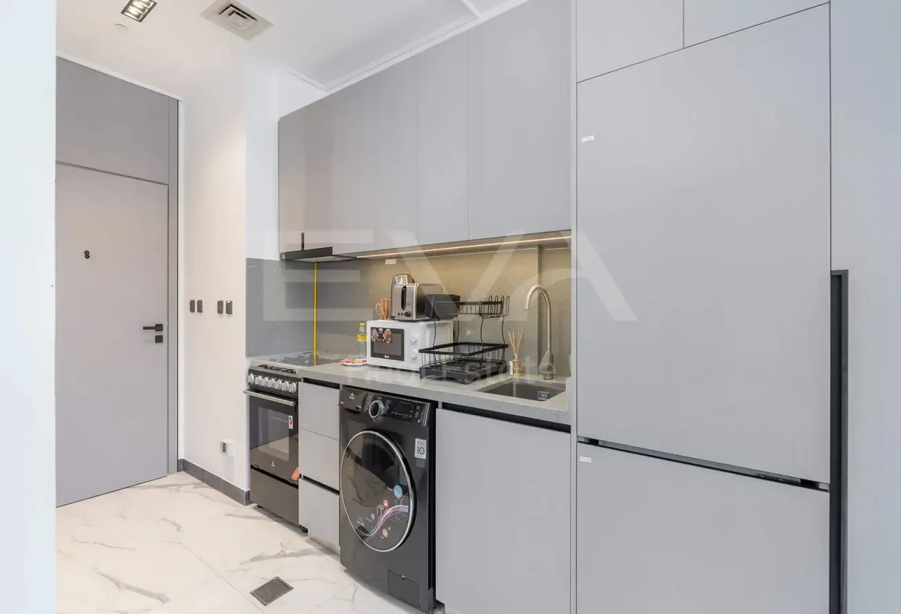 FULLY FURNISHED | COMMUNITY VIEW | VACANT