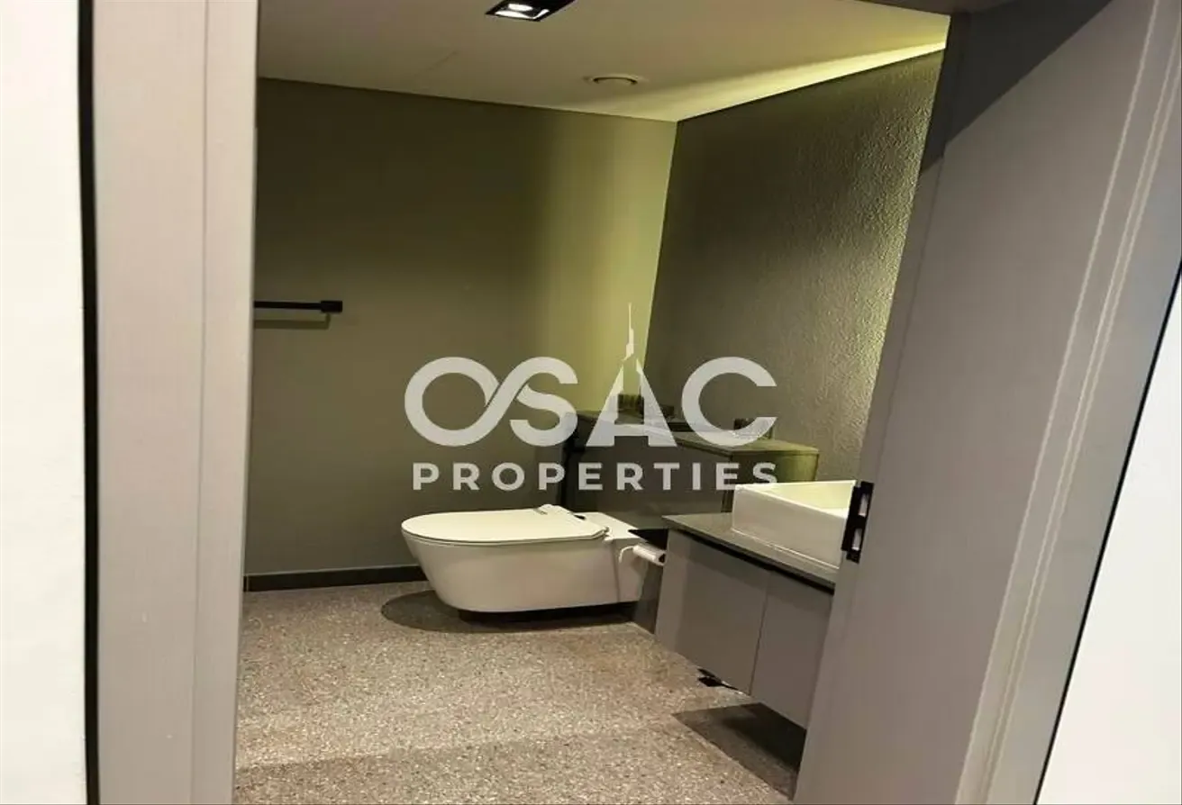 Modern Unit |  Burj Khalifa view | Fully Furnished