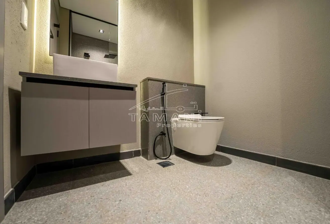 Bright and Spacious Studio | Available Now