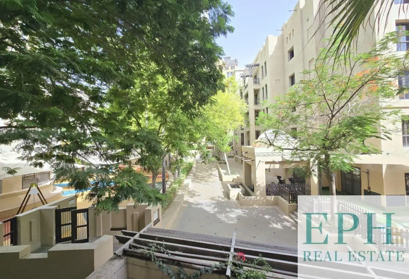 FULLY FURNISHED | PEACEFUL LOCATION | VACANT