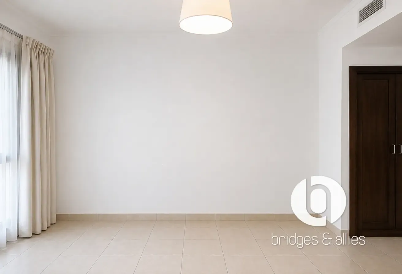 1 BED | UNFURNISHED |  COMMUNITY  AND POOL VIEW