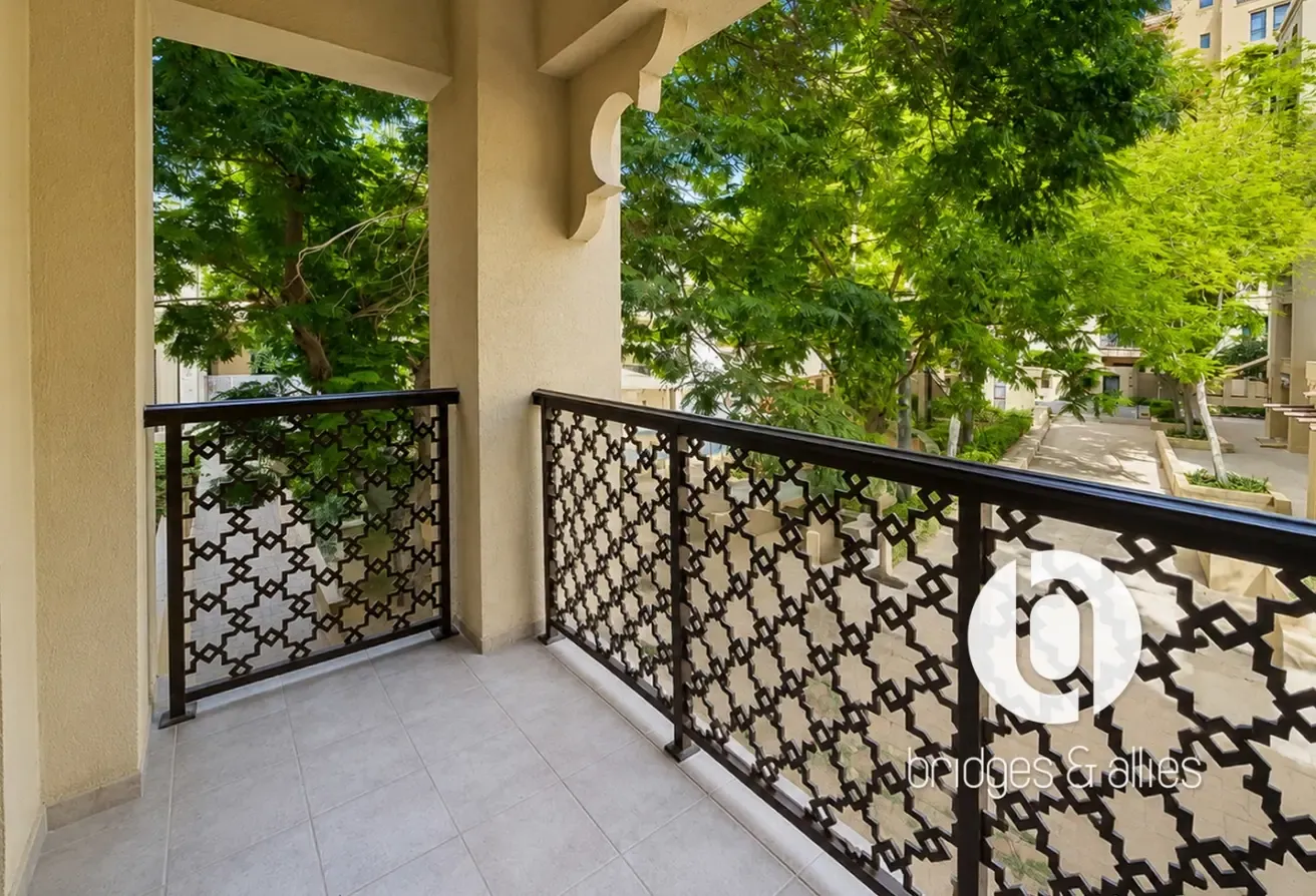 1 BED | UNFURNISHED |  COMMUNITY  AND POOL VIEW