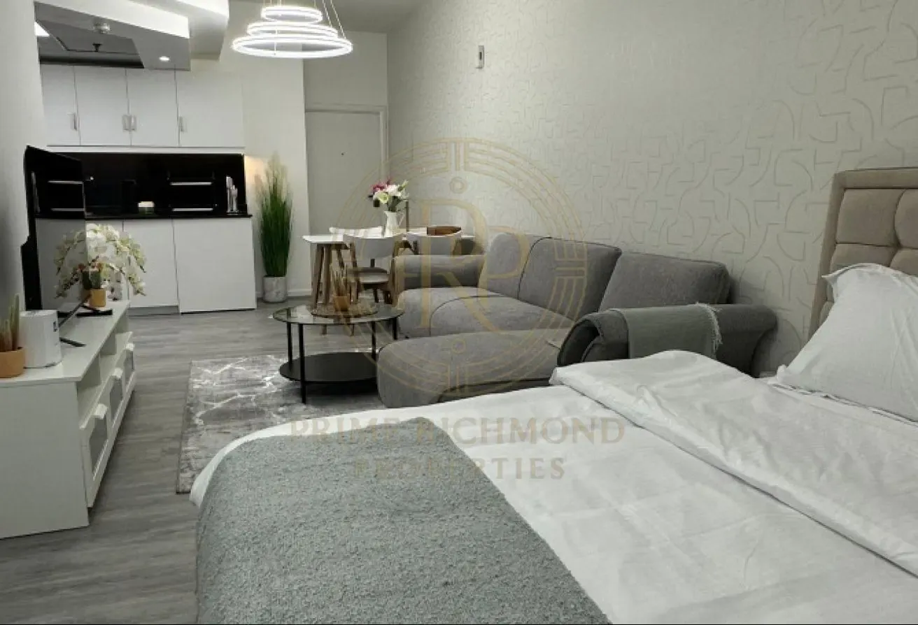 Furnished 1BR Studio‑Style | Pool & SZR Views