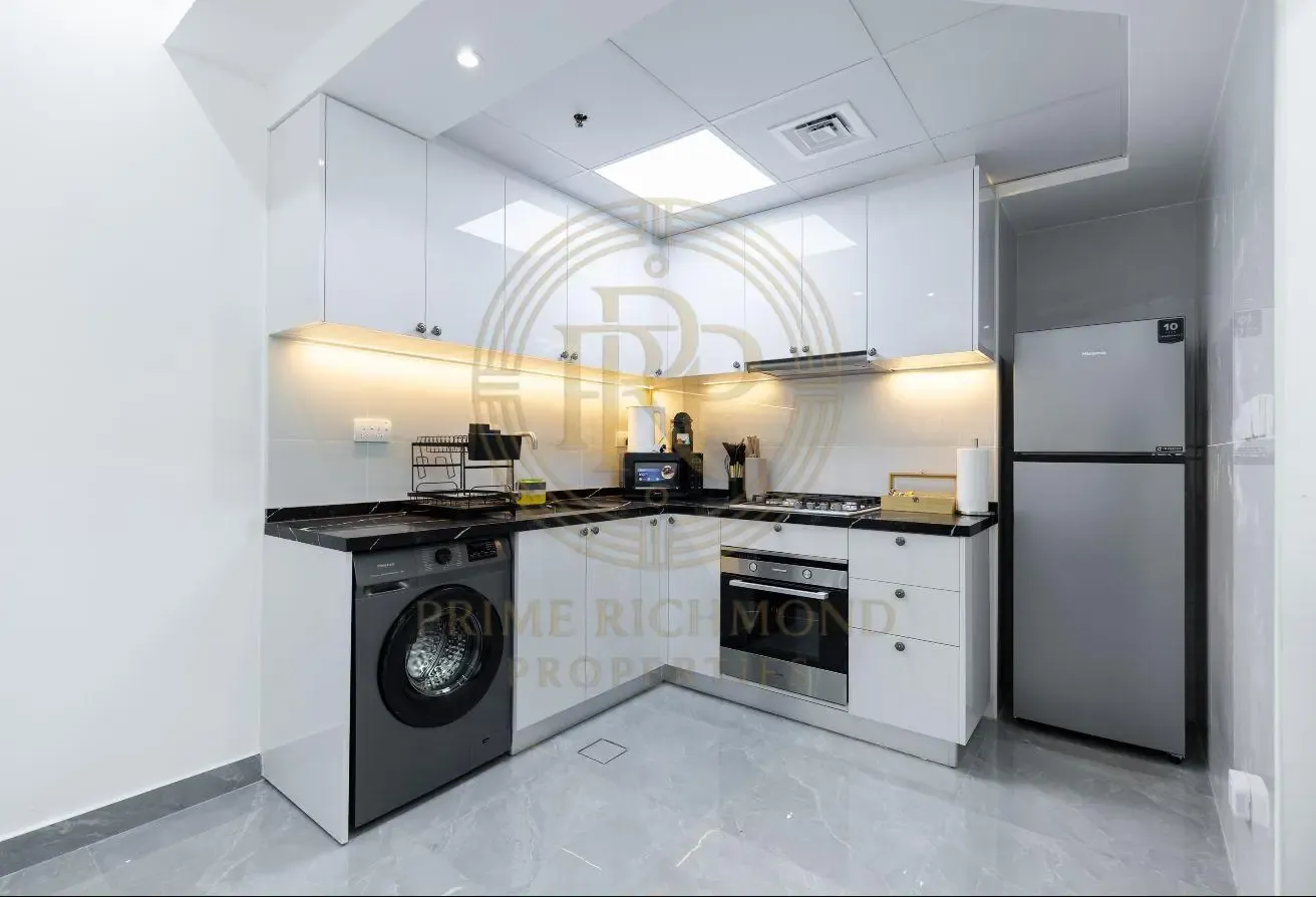 Excellent Unit | Fully Upgraded | City View
