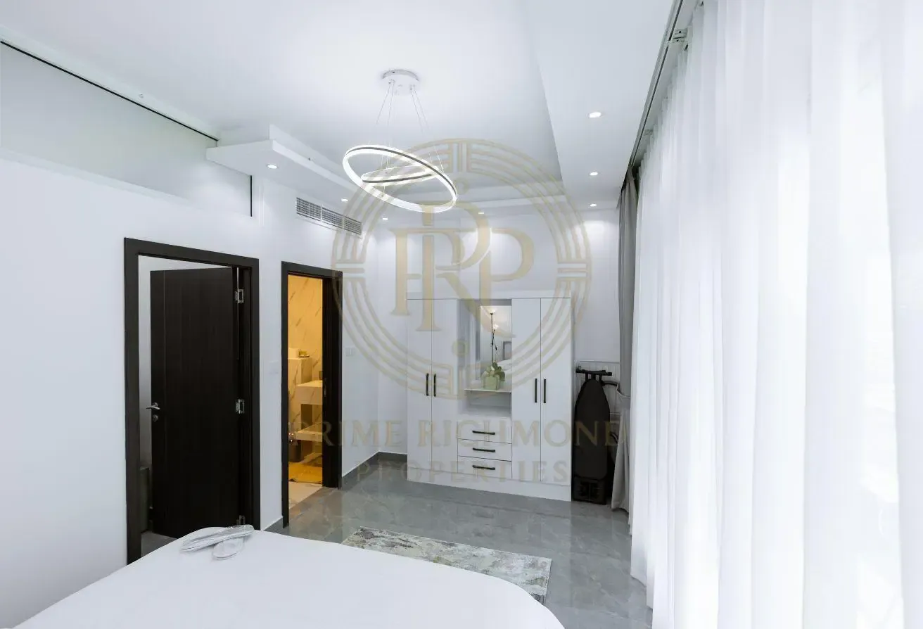 Excellent Unit | Fully Upgraded | City View