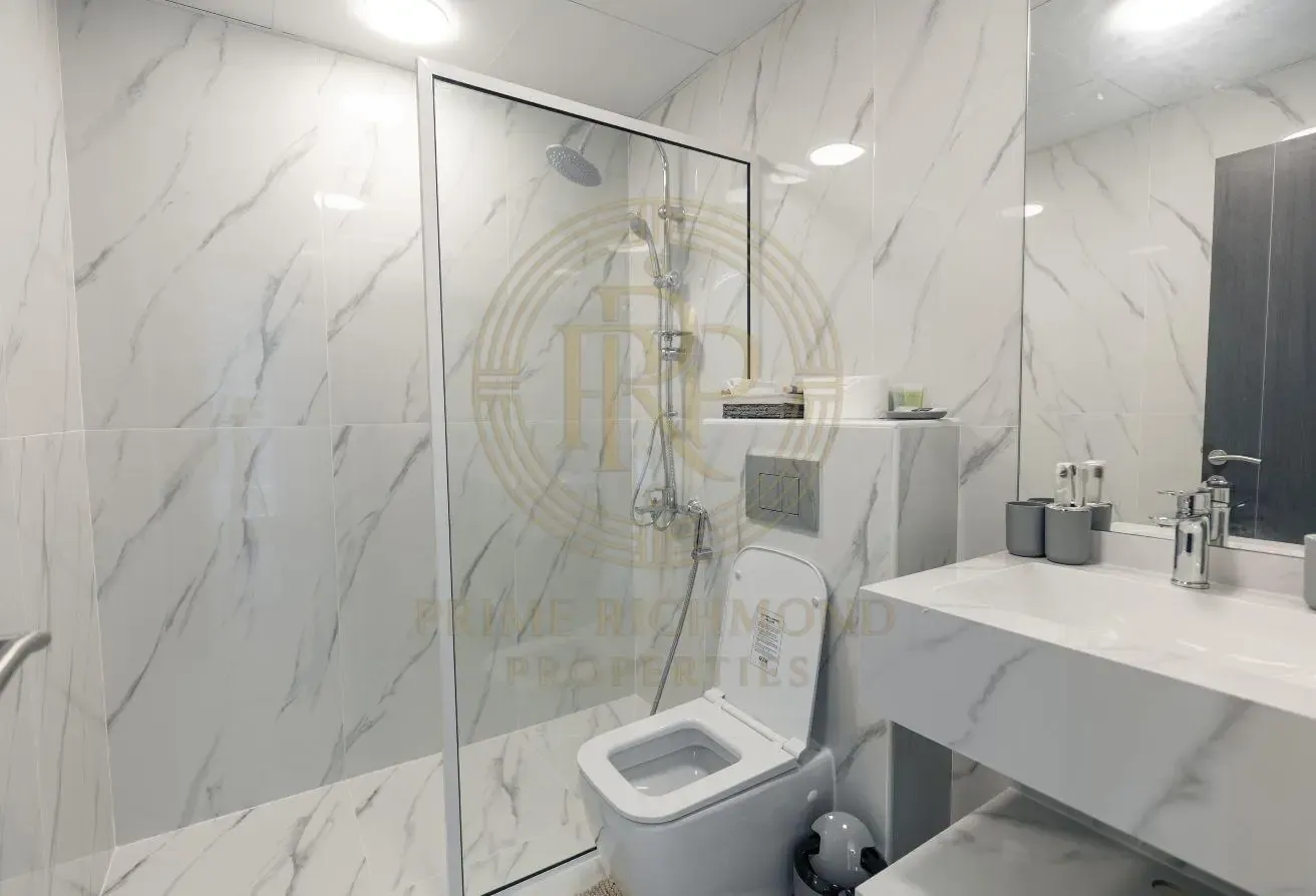 Excellent Unit | Fully Upgraded | City View