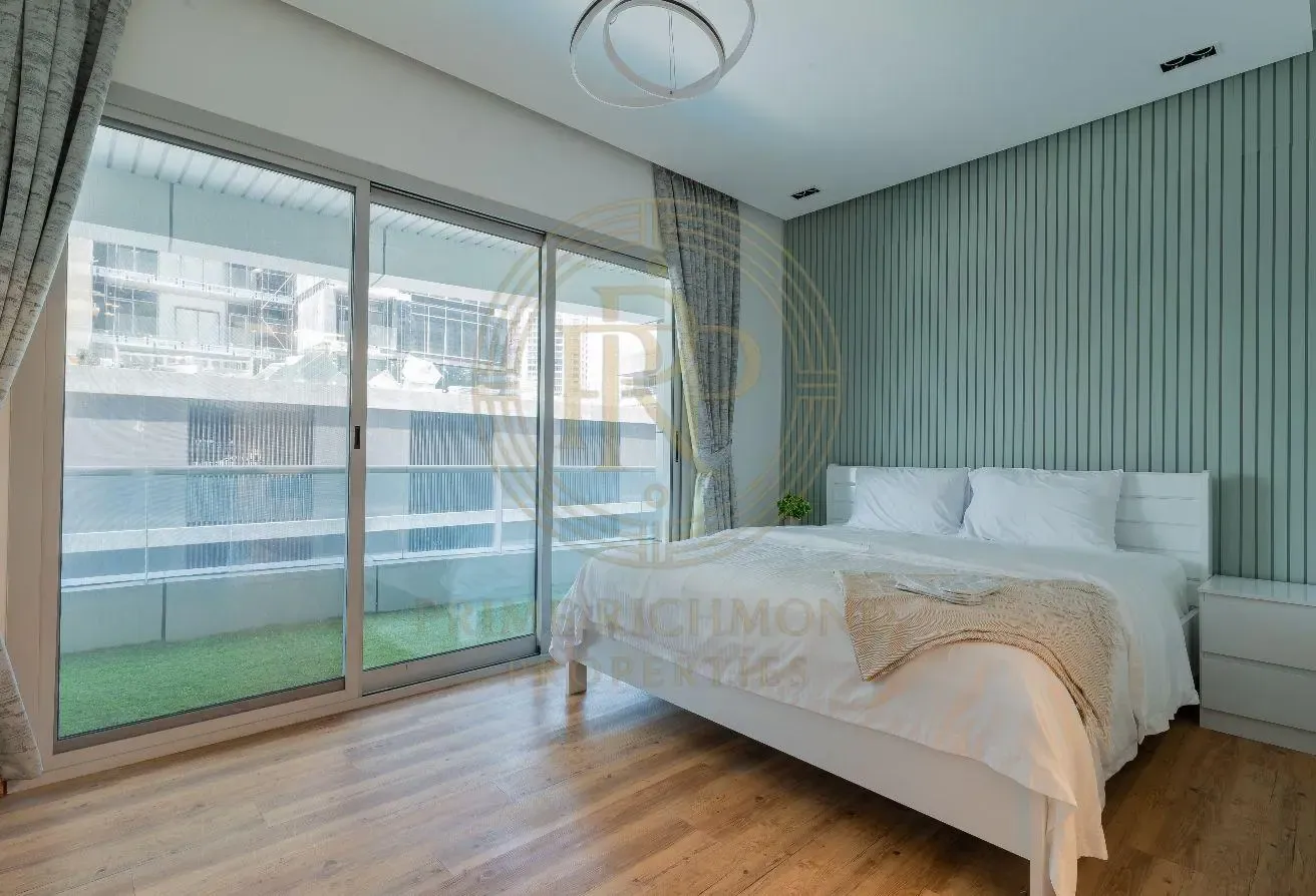 Exclusive Ready MoveIn | Upgraded | Prime Location