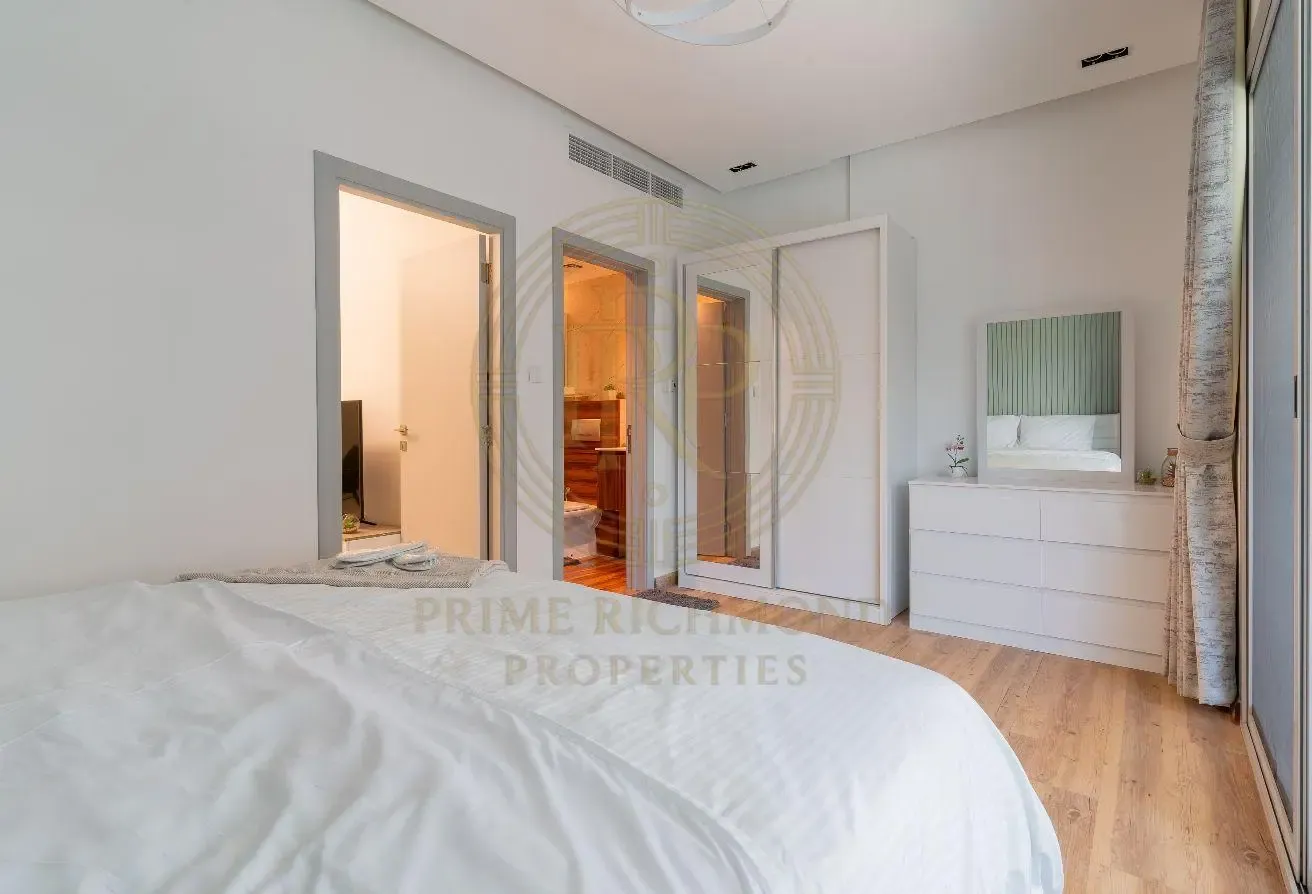 Exclusive Ready MoveIn | Upgraded | Prime Location