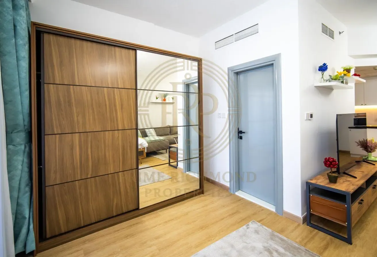 Furnished | Marina Diamond 2 | Balcony & City View