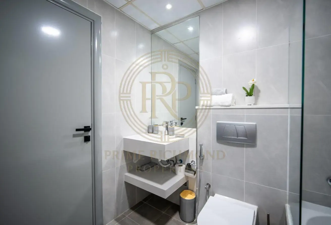 Furnished | Marina Diamond 2 | Balcony & City View