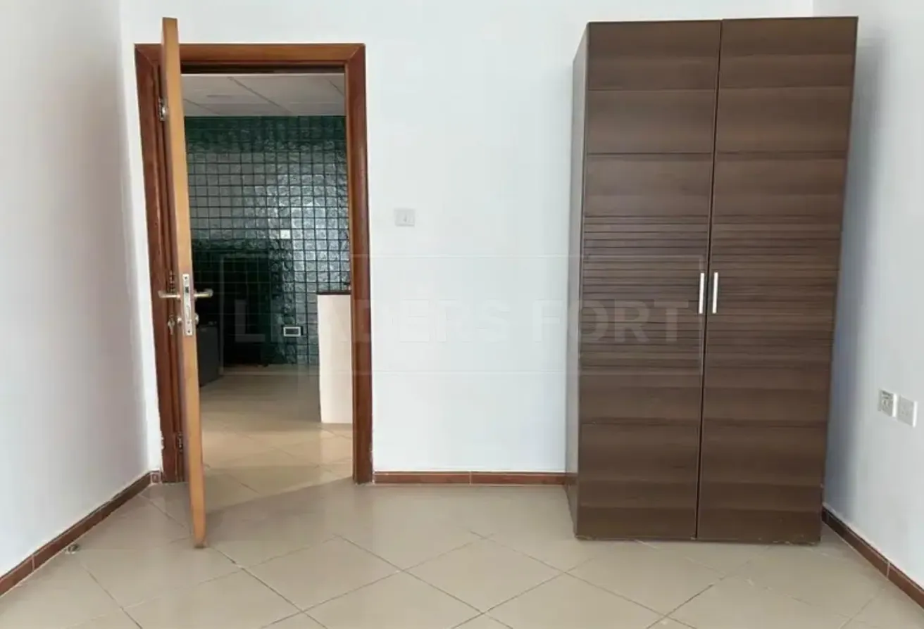 Upgraded | Close to metro | Ready to Move In