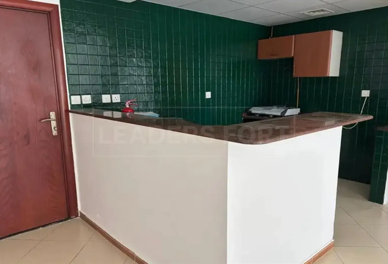 Upgraded | Close to metro | Ready to Move In