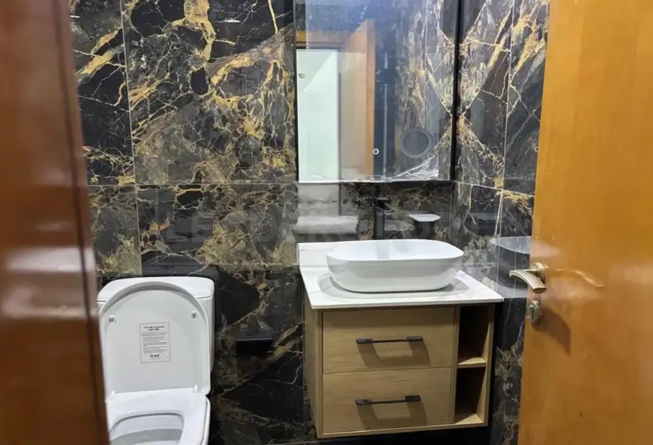 Upgraded | Close to metro | Ready to Move In