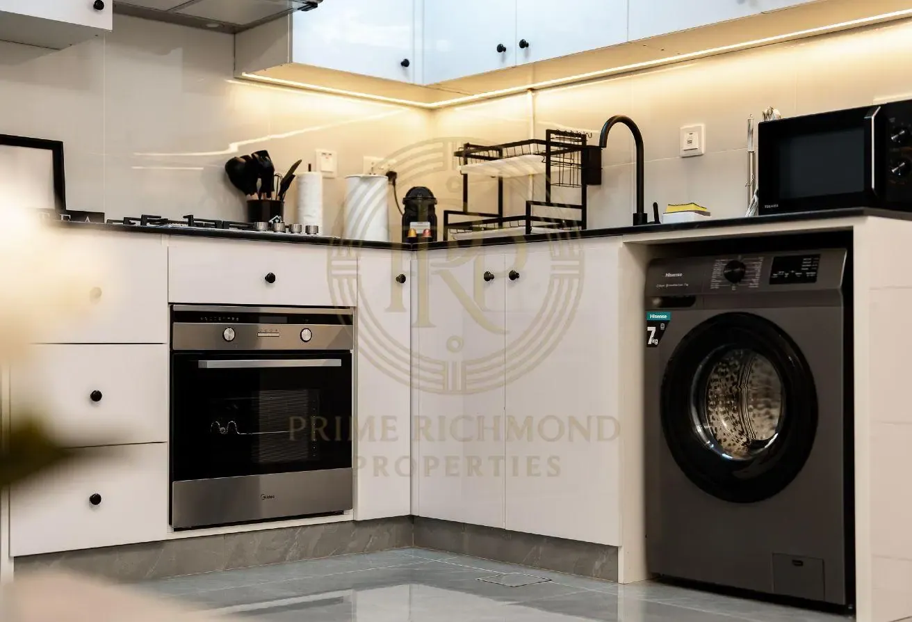 Fully Upgraded| Gas and Chiller Free | City View